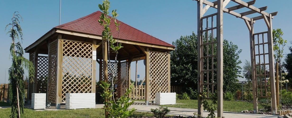 Jak wybrać elegancką i wytrzymałą pergolę?