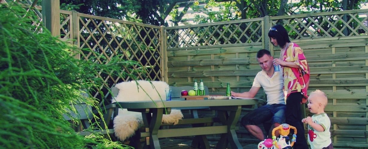 Kratki ogrodowe — pomysł na aranżację ogrodu